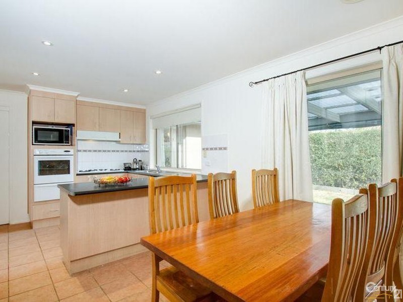 4 Bowman Drive, Mornington VIC 3931