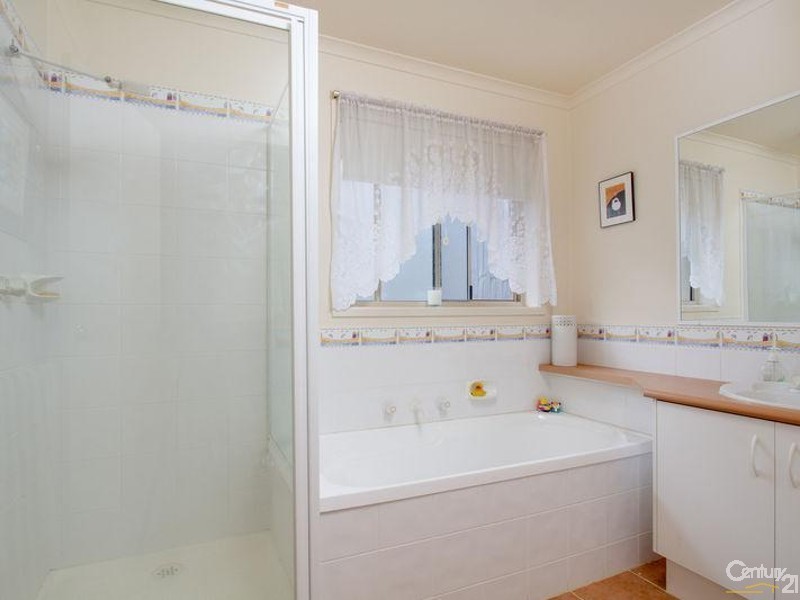 4 Bowman Drive, Mornington VIC 3931