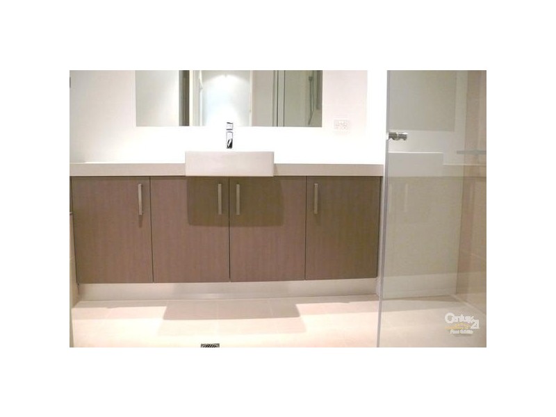 3, 28 Main Street, Mornington VIC 3931