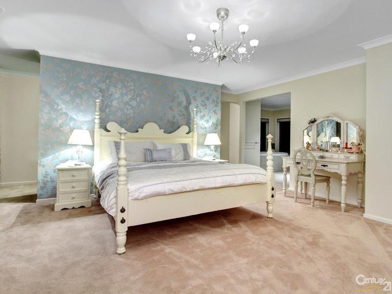 18 Shelbourne Court, Mornington VIC 3931