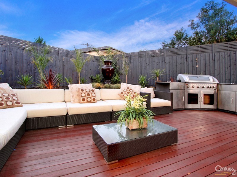 18 Shelbourne Court, Mornington VIC 3931