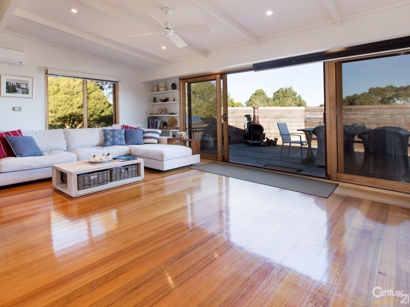 2 Omuna Court, Safety Beach VIC 3936