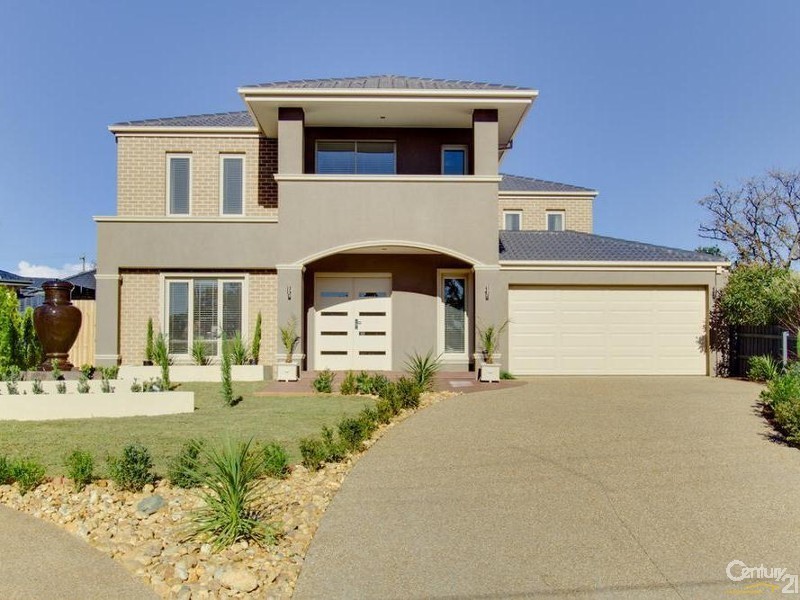 18 Shelbourne Court, Mornington VIC 3931