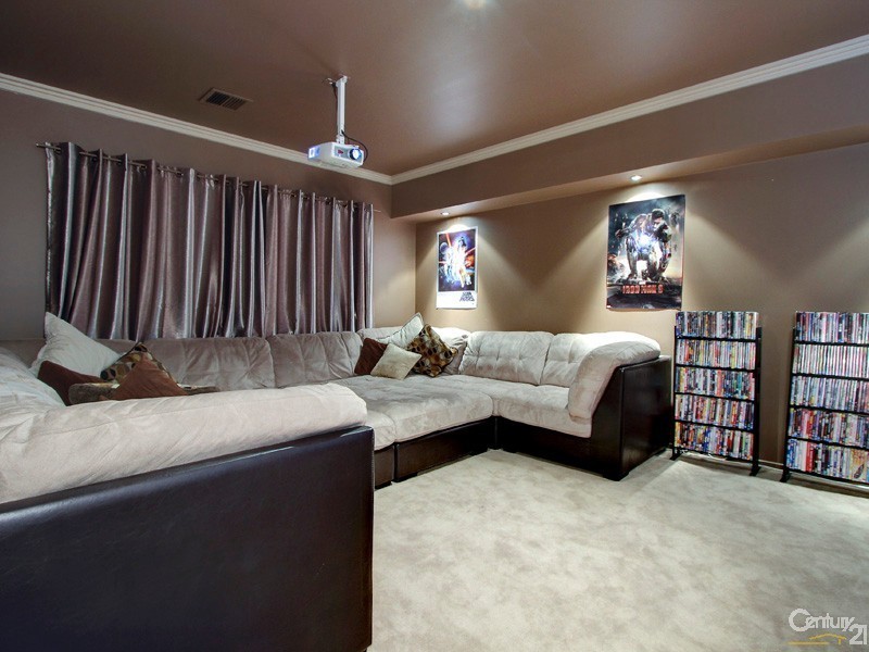 18 Shelbourne Court, Mornington VIC 3931