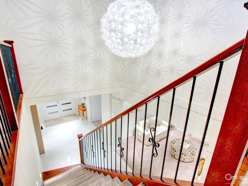 18 Shelbourne Court, Mornington VIC 3931