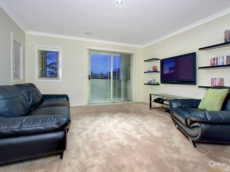 18 Shelbourne Court, Mornington VIC 3931