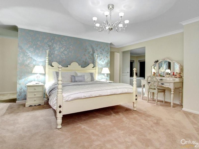 18 Shelbourne Court, Mornington VIC 3931