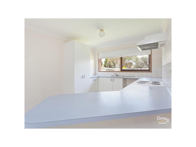 24 St Catherines Court, Mornington VIC 3931