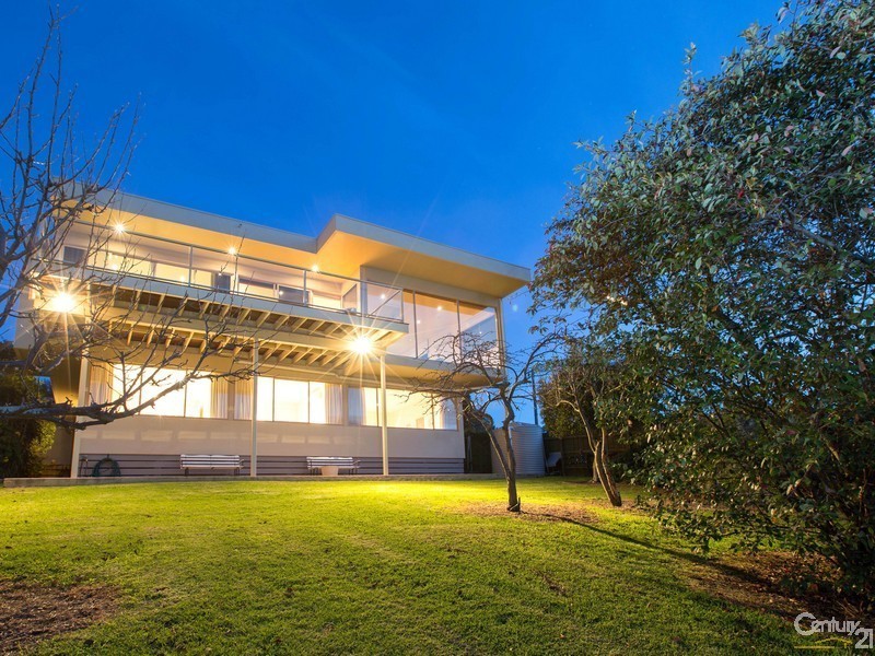 10 Hearn Street, Dromana VIC 3936