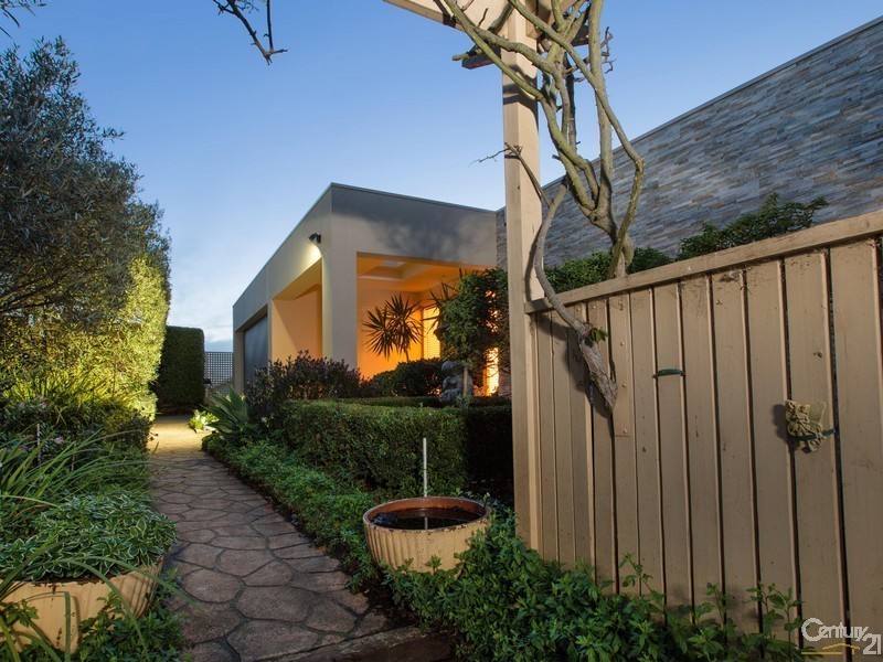 10 Hearn Street, Dromana VIC 3936