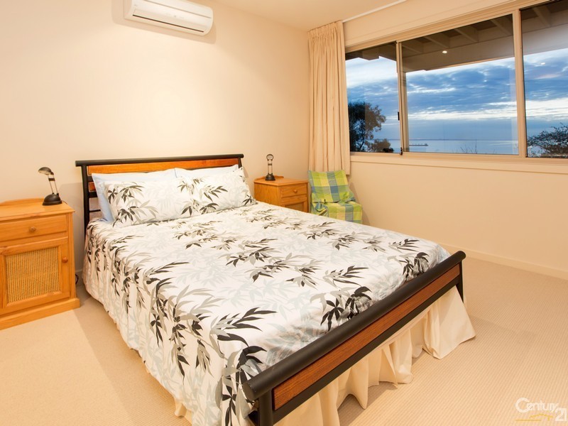 10 Hearn Street, Dromana VIC 3936