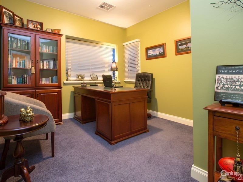 6 Headland Waters, Mount Martha VIC 3934