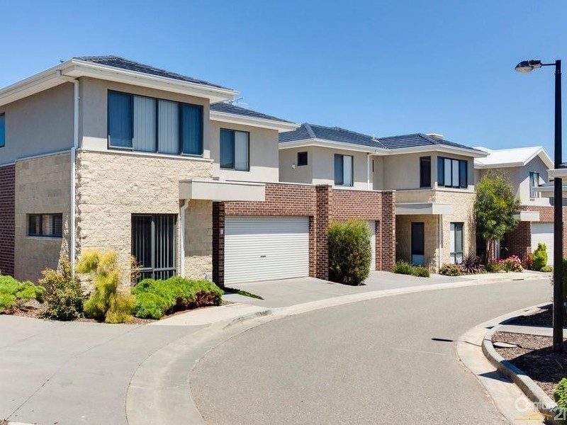 2/746 Nepean Highway, Mount Martha VIC 3934