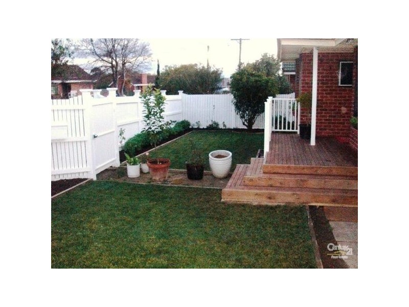 12 Karella Crescent, Mornington VIC 3931