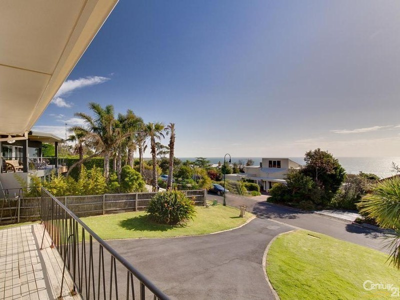 16 Tourello Road, Mount Eliza VIC 3930