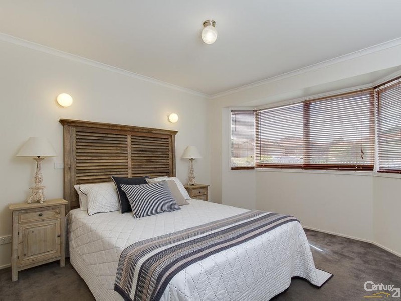 23 Waltham Drive, Mornington VIC 3931