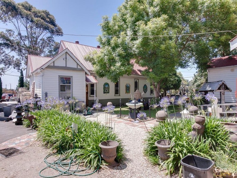 16 Mornington Tyabb Road, Tyabb VIC 3913