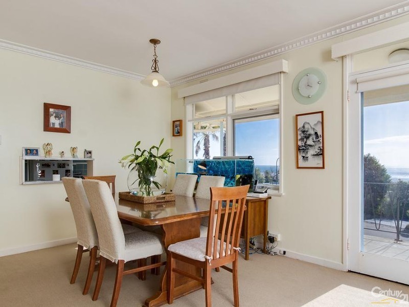 16 Tourello Road, Mount Eliza VIC 3930