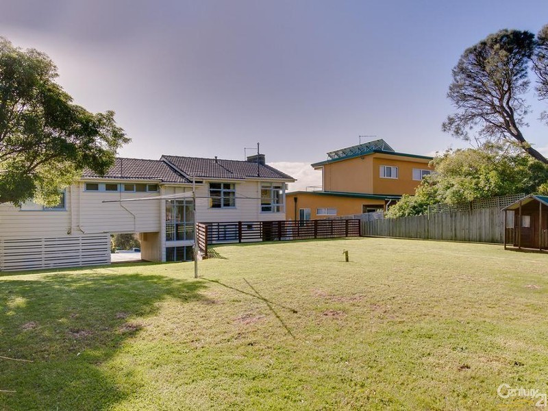 16 Tourello Road, Mount Eliza VIC 3930