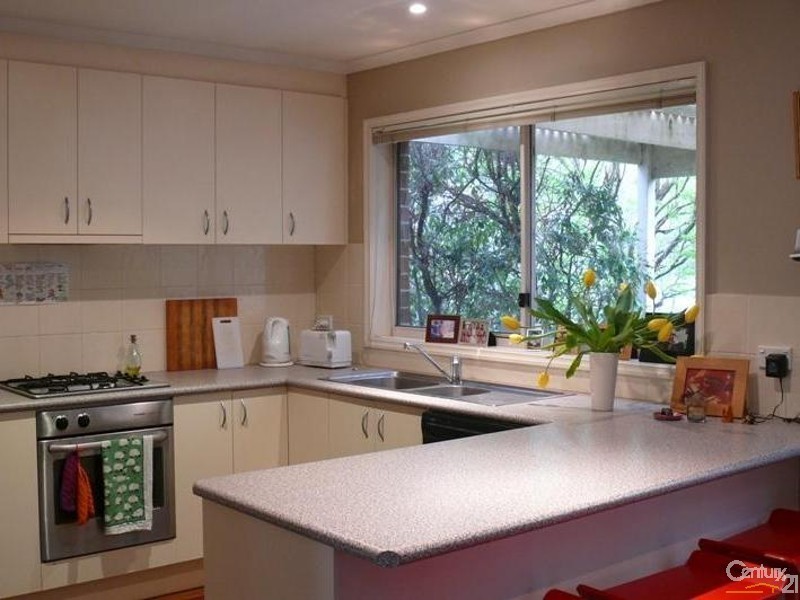 16 Layton Crescent, Mount Martha VIC 3934