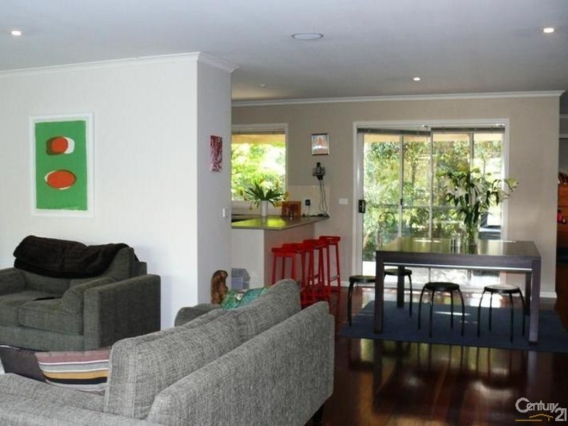 16 Layton Crescent, Mount Martha VIC 3934