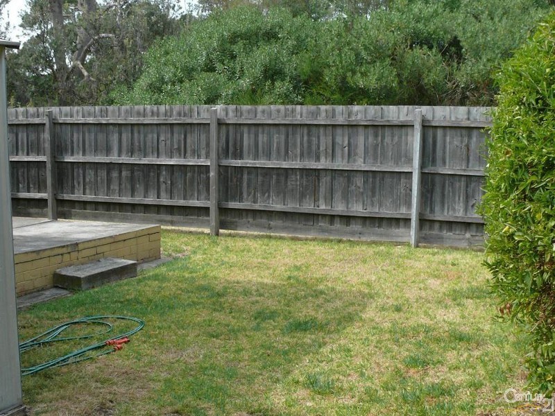 3/8  Victoria Crescent, Mount Martha VIC 3934