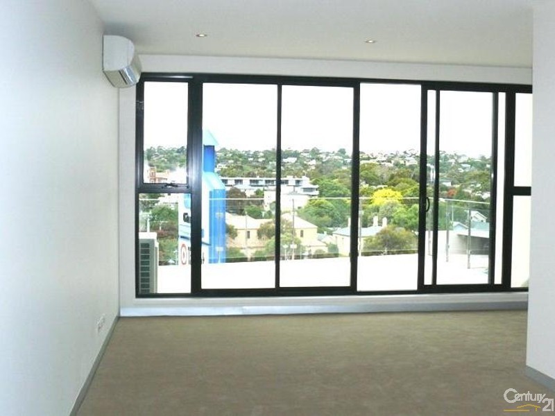 3/28 Main Street, Mornington VIC 3931