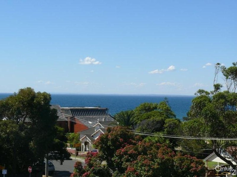 3/28 Main Street, Mornington VIC 3931