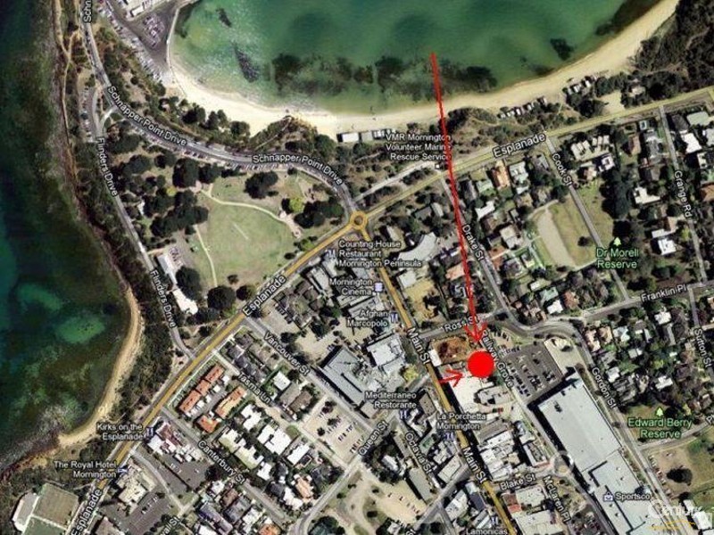 4/28 Main Street, Mornington VIC 3931