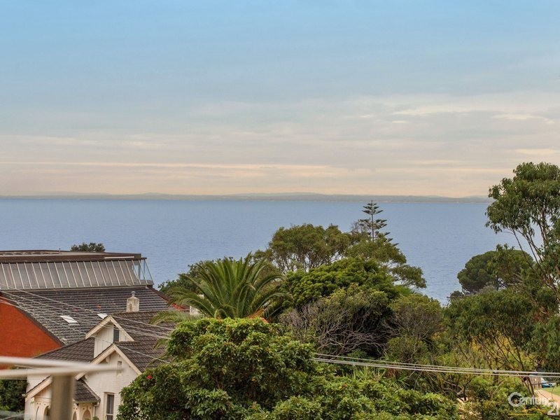 4/28 Main Street, Mornington VIC 3931