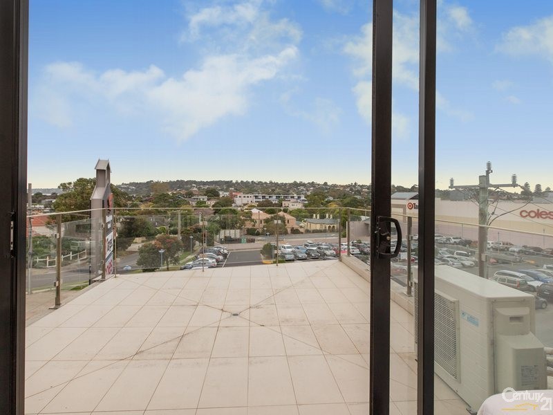 4/28 Main Street, Mornington VIC 3931