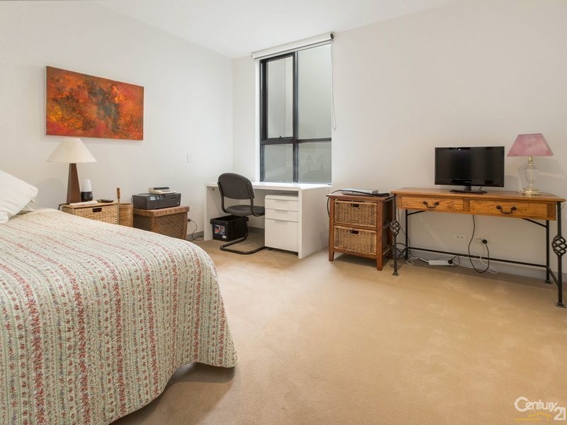 4/28 Main Street, Mornington VIC 3931