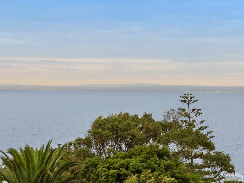 4/28 Main Street, Mornington VIC 3931