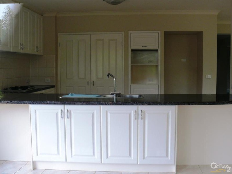 13 Aquarius Court, Mornington VIC 3931