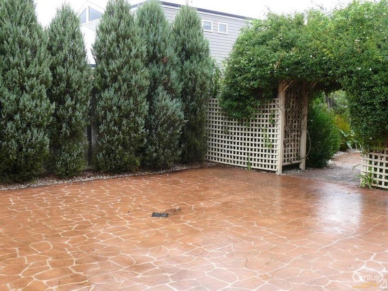 13 Aquarius Court, Mornington VIC 3931