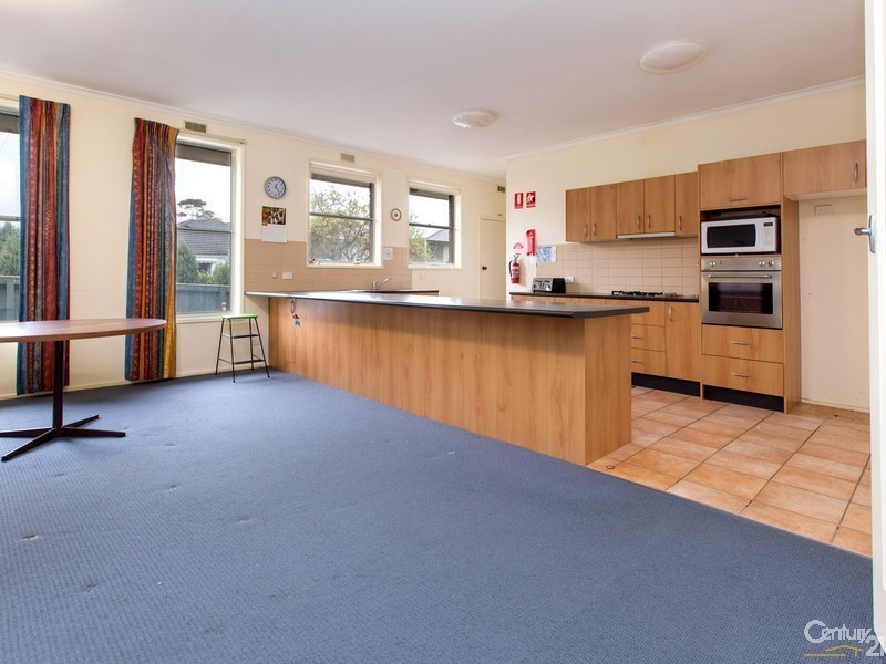 13 Grange Road, Mornington VIC 3931