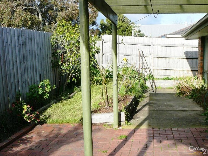 2/15 Neptune Street, Mornington VIC 3931