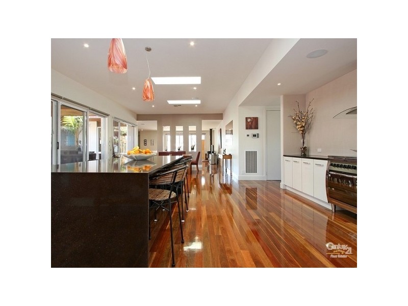 2/15 Rosedale Grove, Frankston South VIC 3199