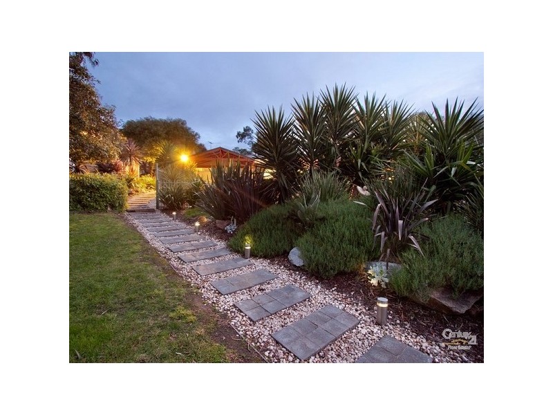 58 Ian Road, Mount Martha VIC 3934