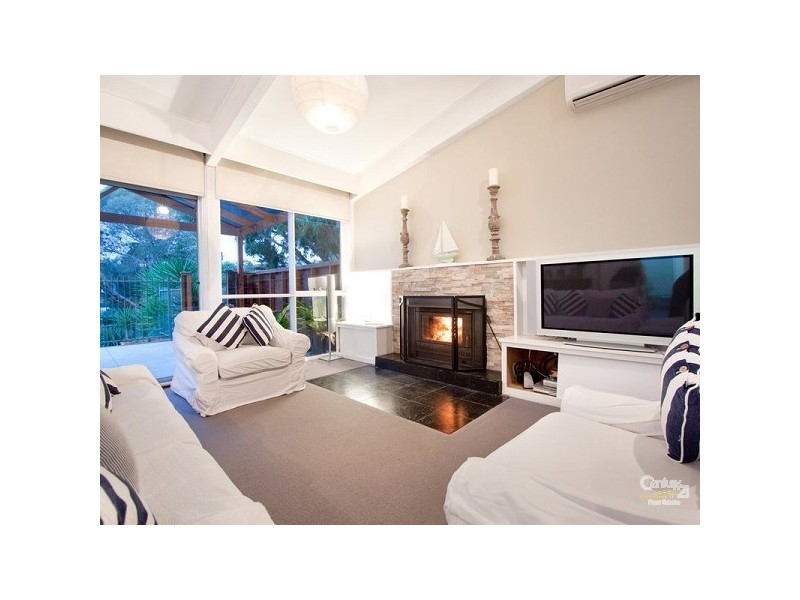 58 Ian Road, Mount Martha VIC 3934