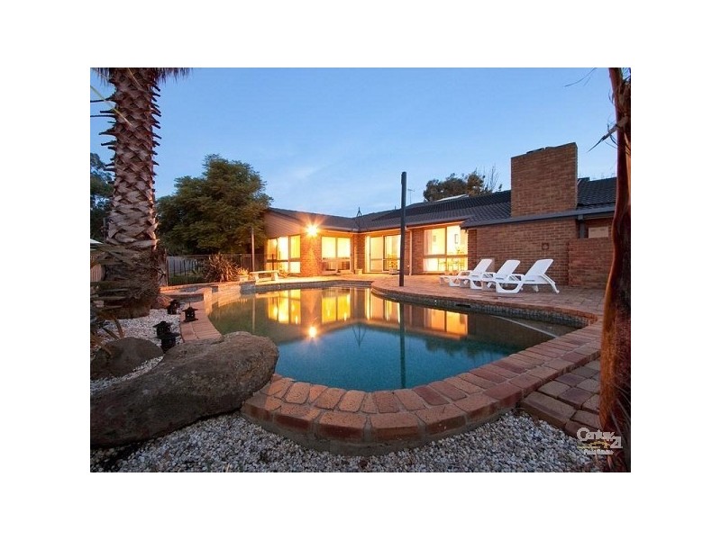 30 Sibyl Avenue, Frankston South VIC 3199