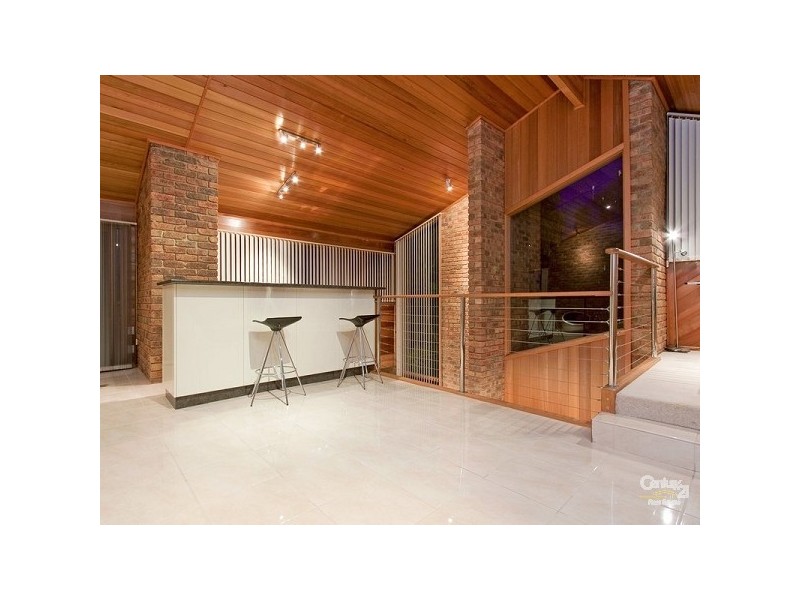 20 McCutcheon Close, Mount Eliza VIC 3930