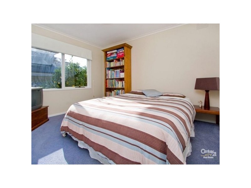 2 Petrel Close, Mount Eliza VIC 3930