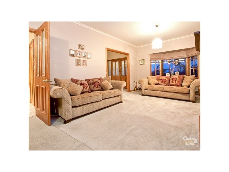 81 Banool Crescent, Mount Eliza VIC 3930