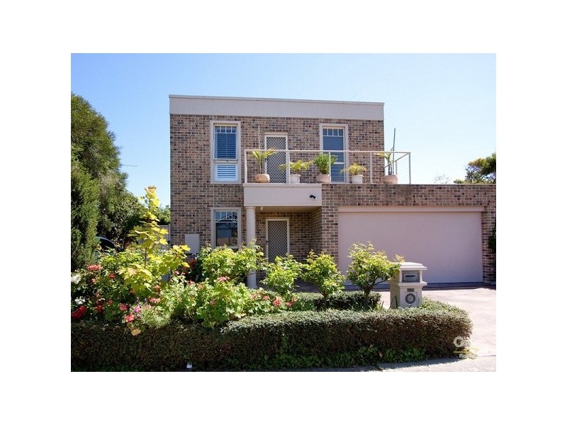 1, 10 Rodney Court, Mornington VIC 3931