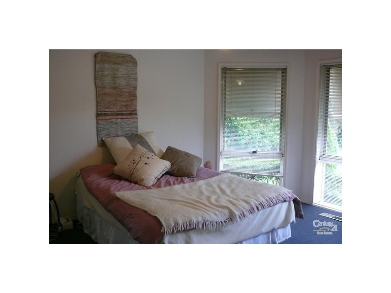 16 Layton Crescent, Mount Martha VIC 3934