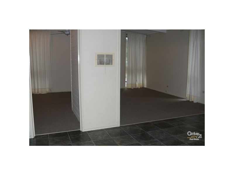 4 Warner Avenue, Mornington VIC 3931