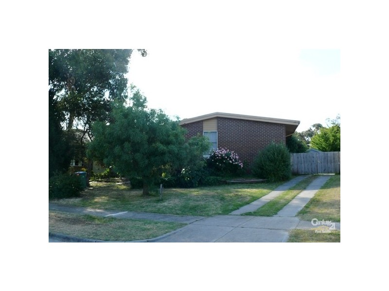 16 Richardson Drive, Mornington VIC 3931