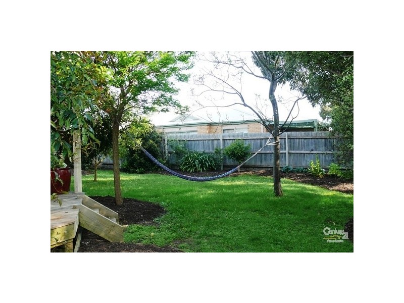 16 Layton Crescent, Mount Martha VIC 3934