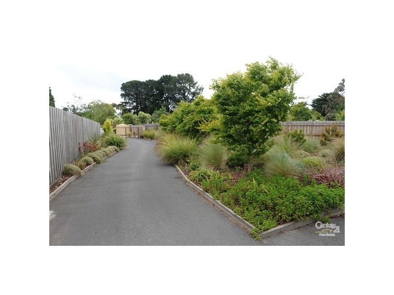 2/15 Rosedale Grove, Frankston South VIC 3199